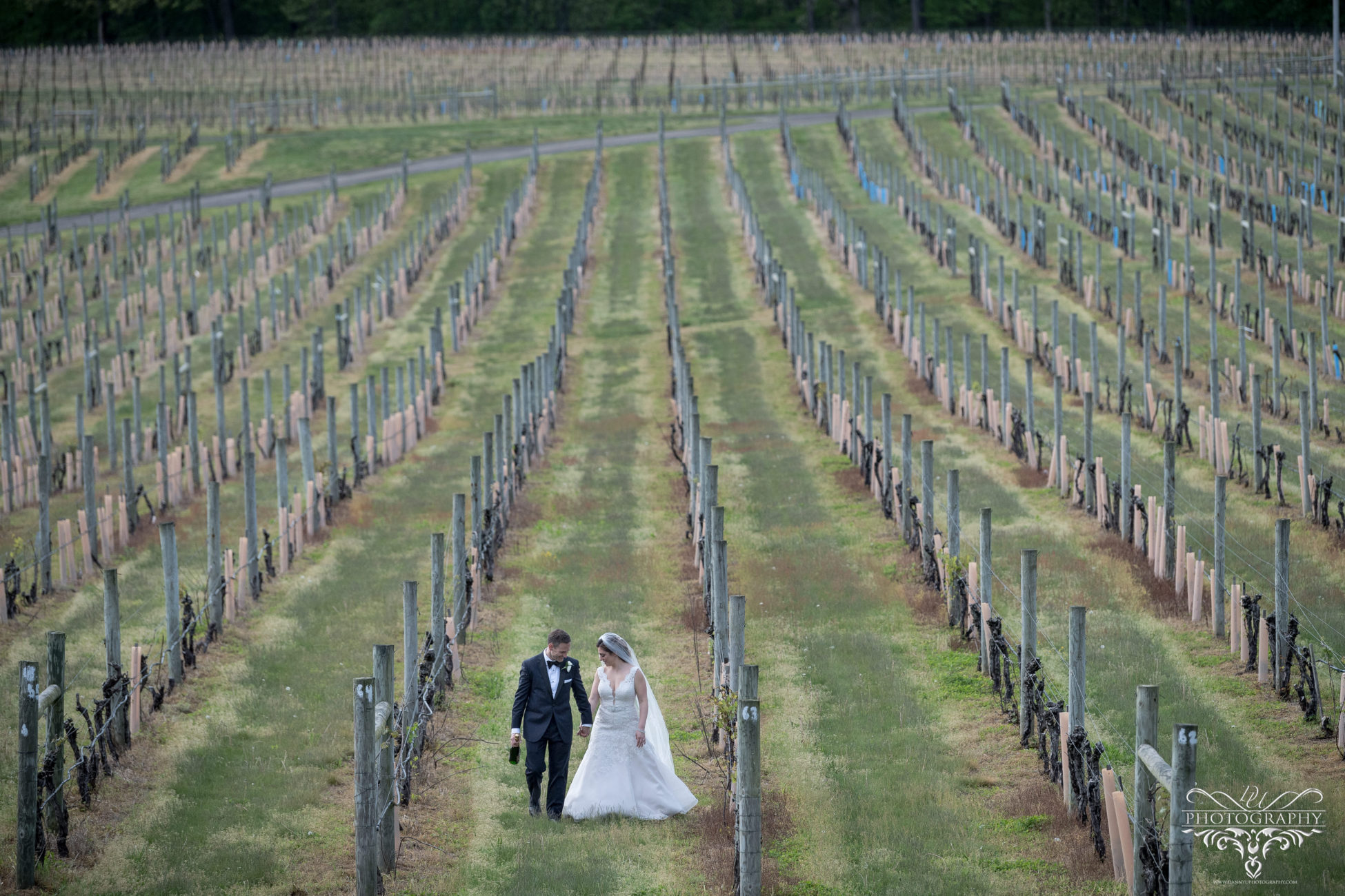 Weddings-at-Laurita-Winery-20
